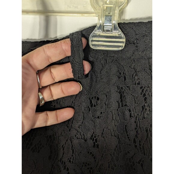 Women's Black Lace Slim Fit Ankle Length Pants Size 8 Holiday Office Party - Picture 7 of 12